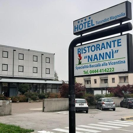 Turandot Magnolia - Hotel & Congressi Grisignano di Zocco Exterior foto