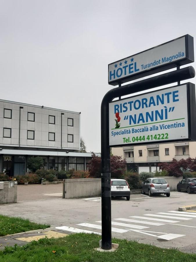 Turandot Magnolia - Hotel & Congressi Grisignano di Zocco Exterior foto